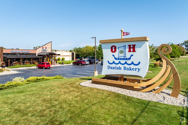 Located on Washington Ave, O&H Danish Bakery is good for a sweet, fresh-baked treat.