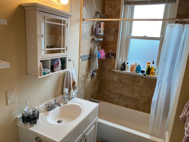 27 Saint Lukes Rd, Allston, MA 02134 - photo 4