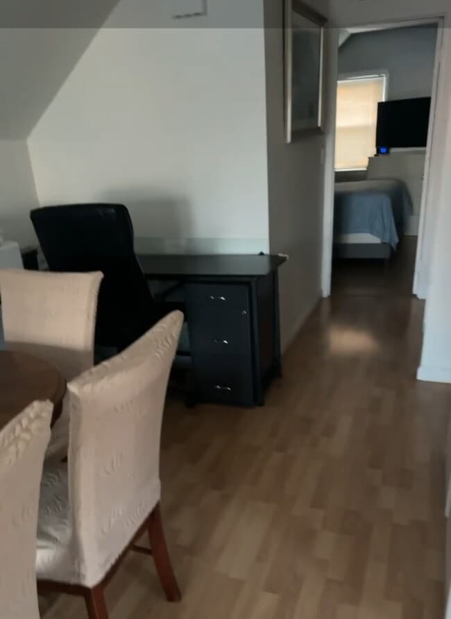 67 Country Village Rd unit 67 CV Rd- 2nd Flr, Jersey City, NJ 07305 - photo 3