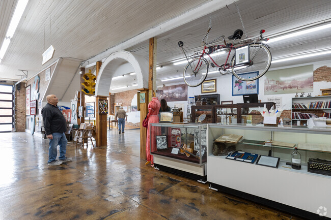 The Albertville City Museum houses artifacts that tell the history of the town and the surrounding area.