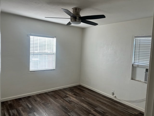 215 Hemlock Ave, Manteca, CA 95337 - photo 2