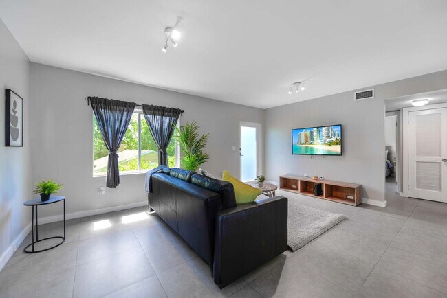 437 NE 69th St unit FL2-ID1022318P, Miami, FL 33138 - photo 6