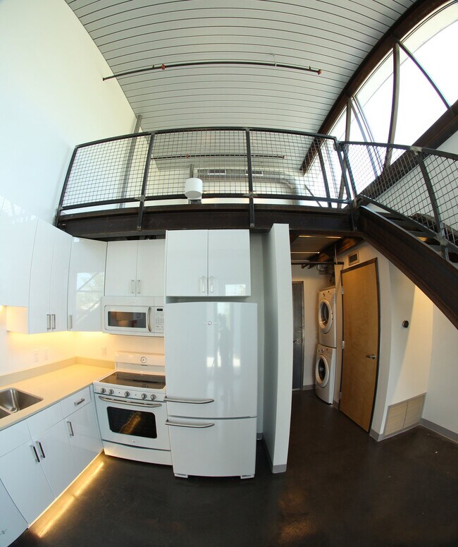 504 E Butler Ct unit 504 E. Butler Ct, Kalamazoo, MI 49007 - photo 7