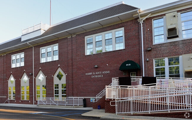 Bet Yaakov of the Jersey Shore focuses on academic, spiritual, and social development.