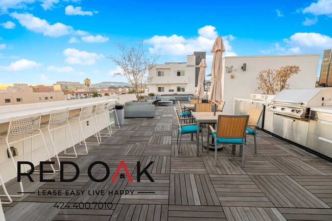 11649 Mayfield Ave unit 3A, Los Angeles, CA 90049 - photo 3