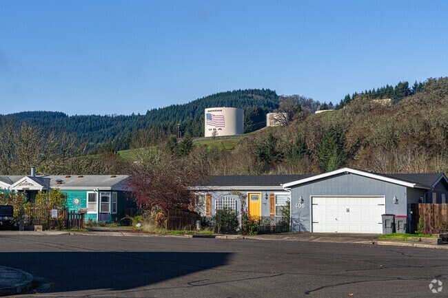 Midcentury ranch style homes are common among Sheridan subdivisions.