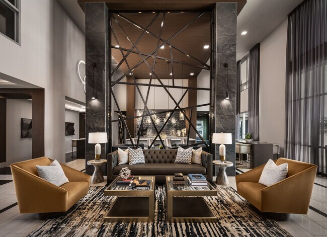 Maxwell on 66th, Phoenix, AZ 85054 - photo 6