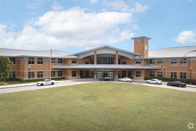 Heritage High School offers academics and athletics for Blue Spring teens.