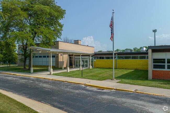 Children are offered a great education at Columbus Intermediate School in Bedford Heights.
