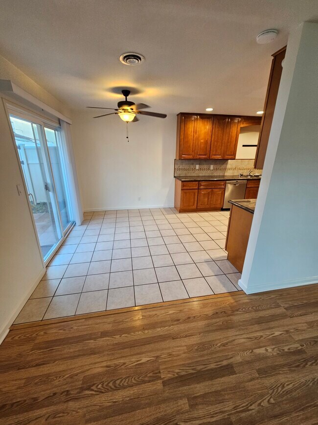 7632 Amazon Dr unit 1, Huntington Beach, CA 92647 - photo 6