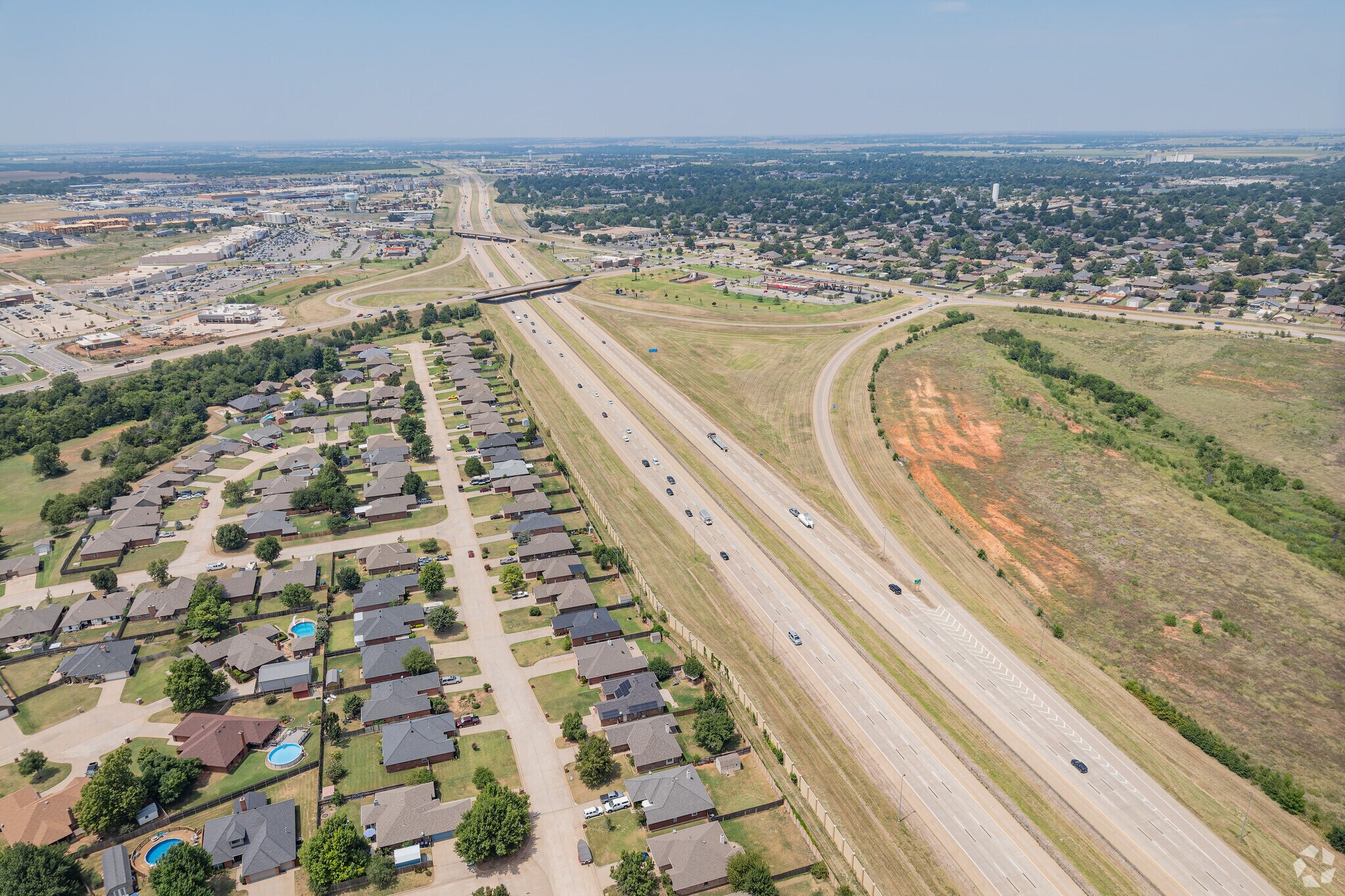West Watch sits only 1 mile east of I-40 giving residents commuter access to most of OKC.