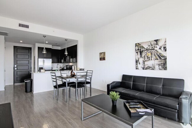 2022 Holcombe Blvd unit ID1359157P, Houston, TX 77030 - photo 2