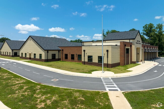 Hueytown Primary School encompasses over 90,000 square feet of building space.
