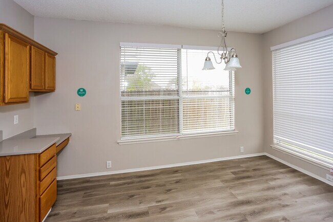 2616 Lonesome Oak Dr, Corinth, TX 76208 - photo 5