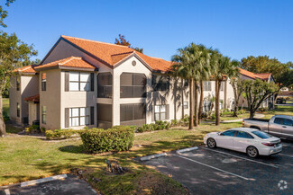 2110 Arbour Walk Cir, Naples, FL 34109