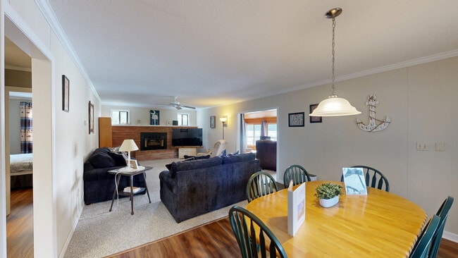 2BR, 2BA - 1,536SF