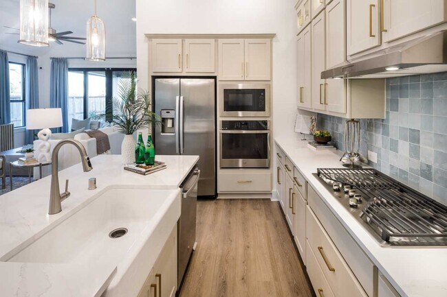 2260 Altiplano, San Antonio, TX 78245 - photo 5