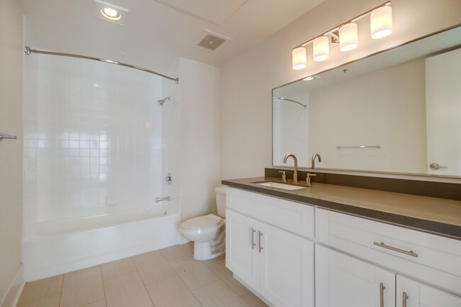 Viridian Lofts, San Diego, CA 92101 - photo 7