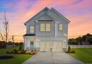 2002 Halton Oaks, Spartanburg, SC 29303