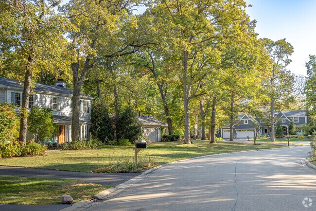 Colonial single-family homes with mature trees are a signature of Lincolnshire.