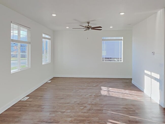 5998 W Verdigris Dr, West Jordan, UT 84081 - photo 6