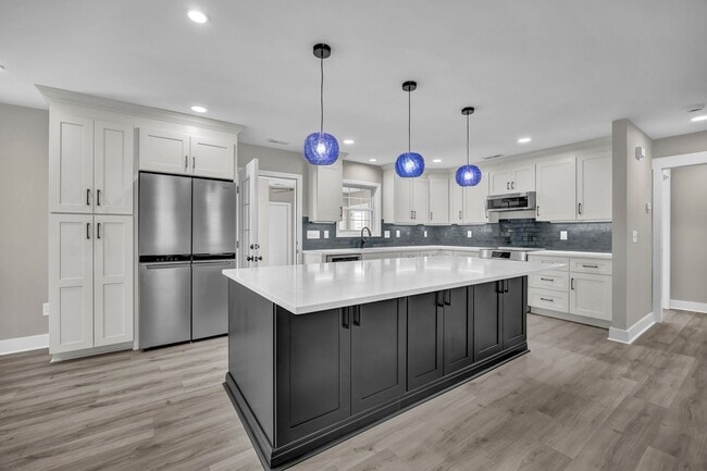 101 N 6th St, Carolina Beach, NC 28428 - photo 2