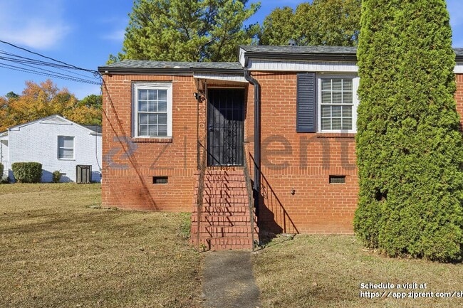 1789 Cahoon St SW, Atlanta, GA 30310 - photo 2