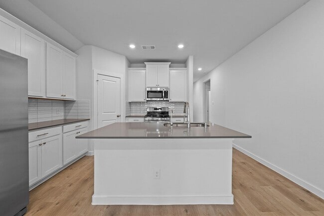 31730 Autumn Spur Ln, Hockley, TX 77447 - photo 3