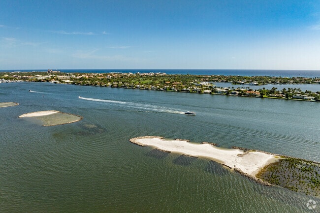 A vast view of the scenic Lake Worth Lagoon in El Cid.