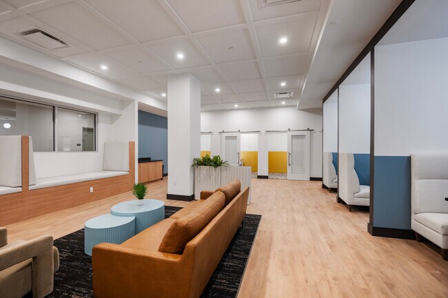 Union on Taft, Cincinnati, OH 45219 - photo 4