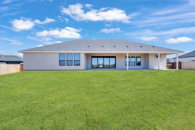 4084 Turning Leaf Dr, Nolanville, TX 76559 - photo 2