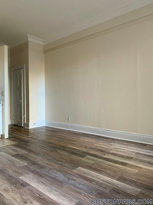 62 Boylston St unit 224, Boston, MA 02116 - photo 7