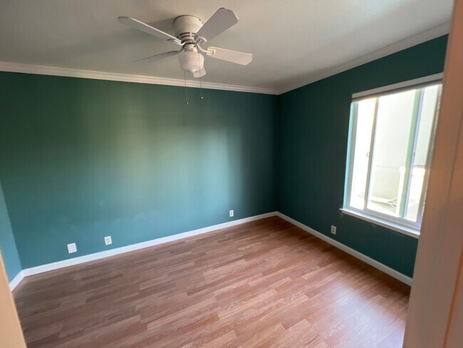 447 Oak Ave, Redwood City, CA 94061 - photo 6