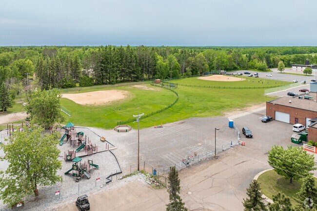 Lincoln Secondary School offers a playground an playfields.