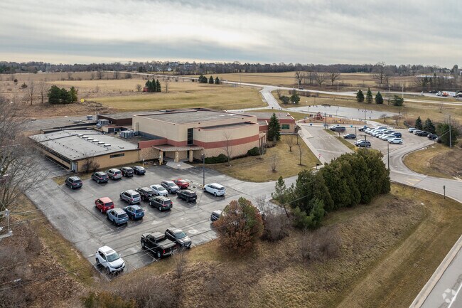 Friess Lake Elementary in Hubertus, WI scores an overall A- rating according to Niche.