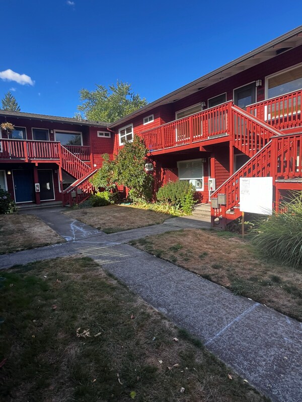 3013 SE Waverleigh Blvd unit 10, Portland, OR 97202 - photo 1