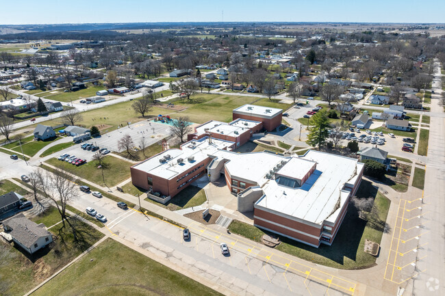 Winterset Elementary School is centrally located in town, making for easy access.