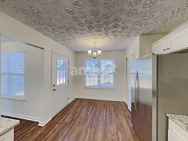 4618 Noah Overlook W, Acworth, GA 30101 - photo 6