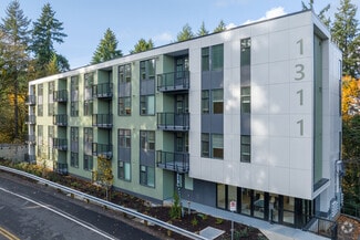 1311 SW Gibbs St, Portland, OR 97239