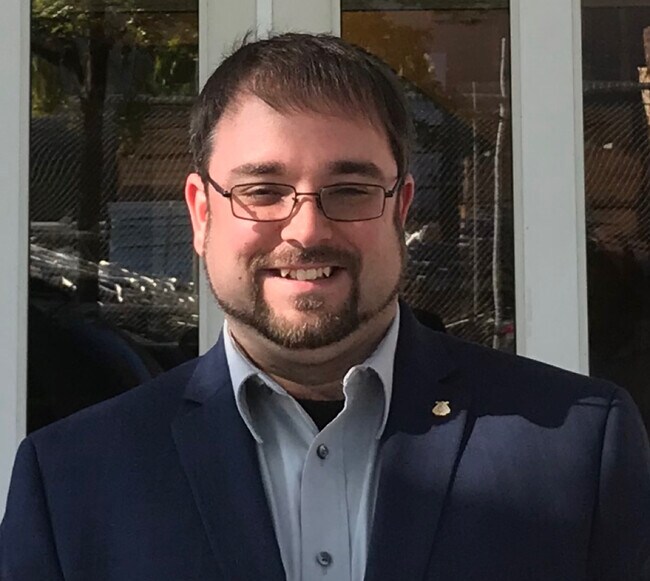 Agent Photo