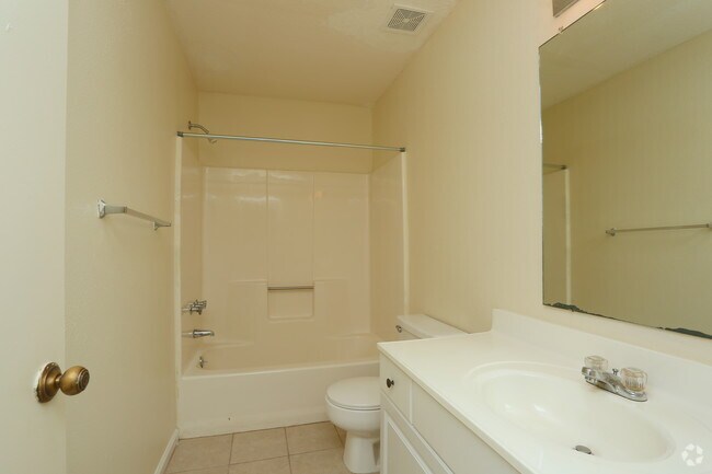 Hidden Lakes, Macon, GA 31204 - photo 7