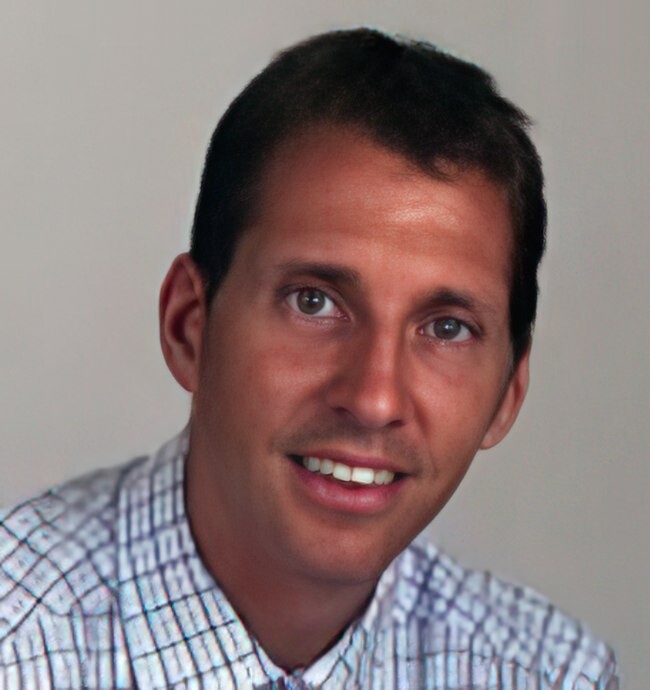Agent Photo