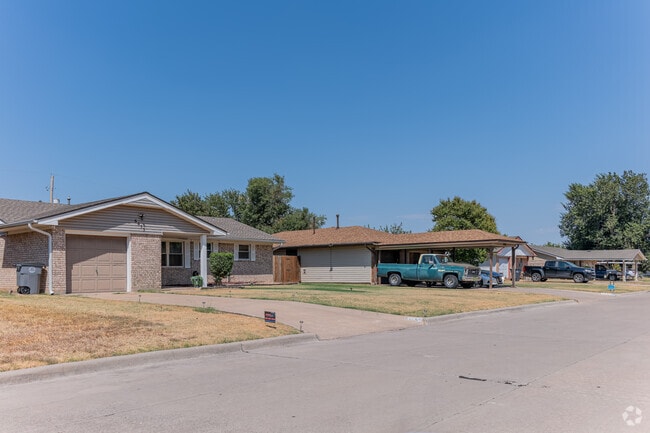 Traditional minimal homes in Brockland South are very charming and well-kept.