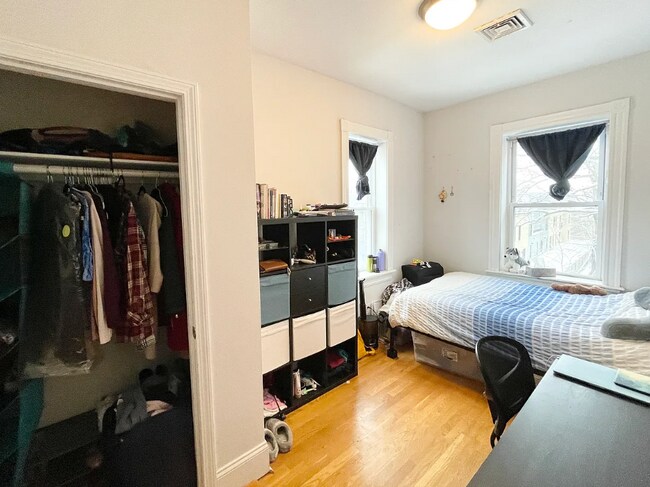 15 Burney St unit 32D, Boston, MA 02120 - photo 3