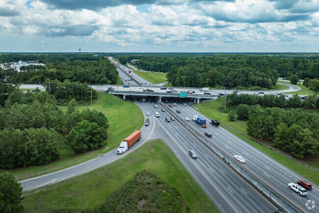 Woodstock in North Charleston is easily accessible to I-26 for commuting through Charleston.