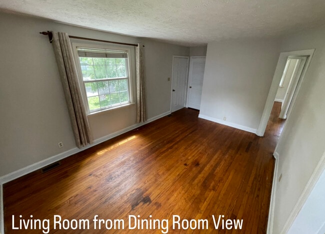 108 Woodmont Cir, Clinton, TN 37716 - photo 4