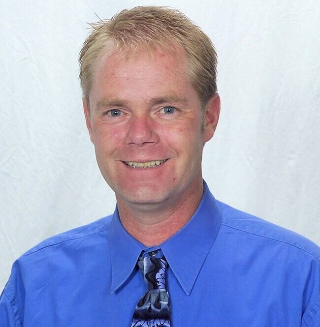 Tim Oelschlager