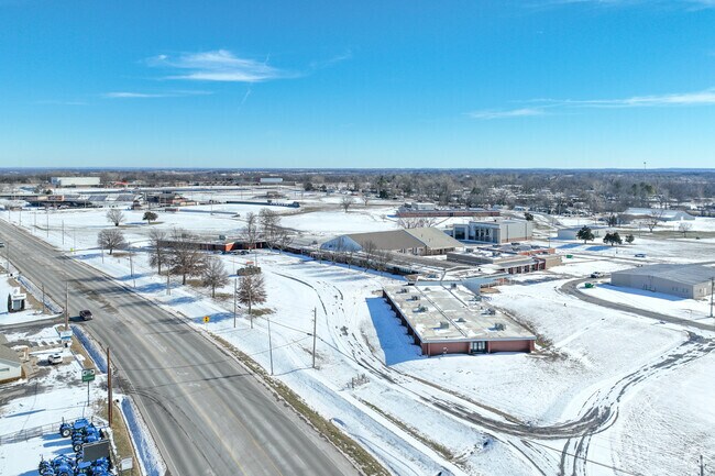 Coweta Junior High School, Rankings & Reviews