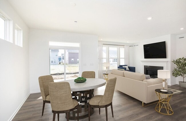 6703 Thresher Pass, McCordsville, IN 46055 - photo 7