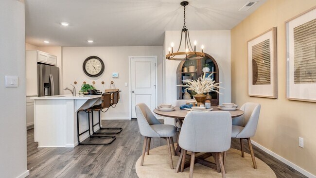 10410 NE 120th Ave, Vancouver, WA 98662 - photo 2